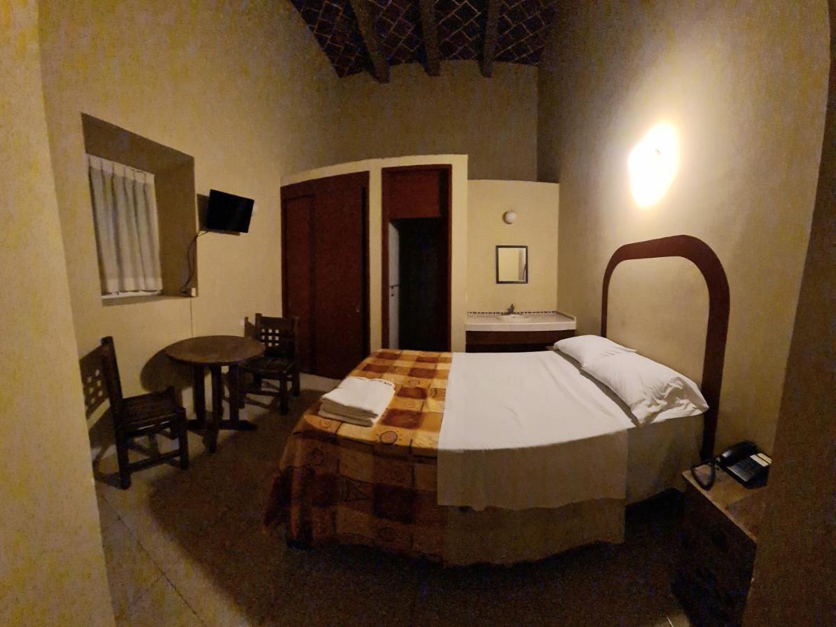 פואבלה Hotel Centro Historico מראה חיצוני תמונה