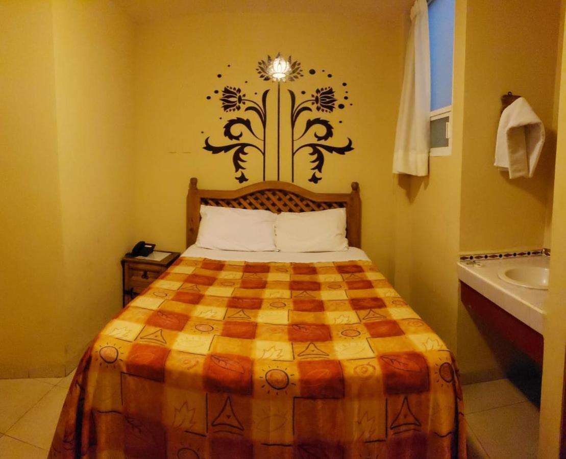 פואבלה Hotel Centro Historico מראה חיצוני תמונה
